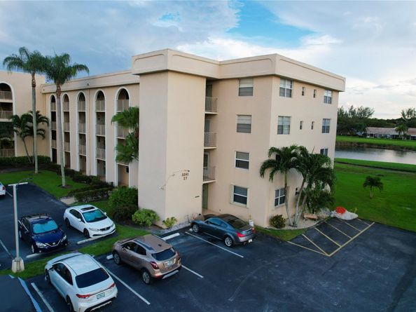 3241 Holiday Springs Blvd 210, Margate FL 33063