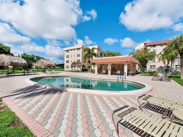 3241 Holiday Springs Blvd 210, Margate FL 33063