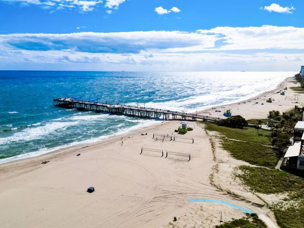 4141 NE 16th Avenue, Pompano Beach FL 33064