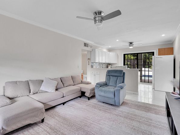 4141 NE 16th Avenue, Pompano Beach FL 33064