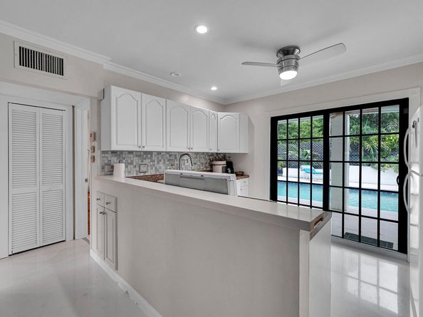 4141 NE 16th Avenue, Pompano Beach FL 33064