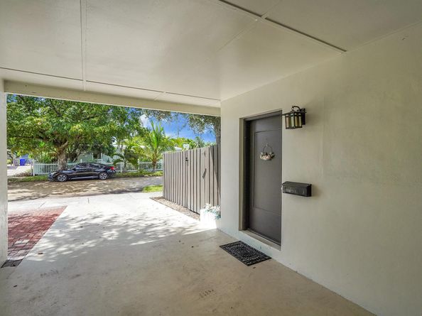 4141 NE 16th Avenue, Pompano Beach FL 33064