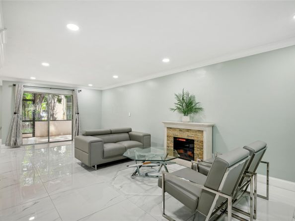 3311 Mallard Close, Pompano Beach FL 33064