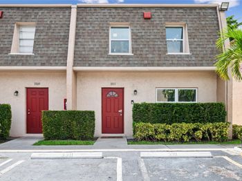 3311 Mallard Close