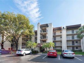 9230 Lagoon Pl 408, Davie FL 33324