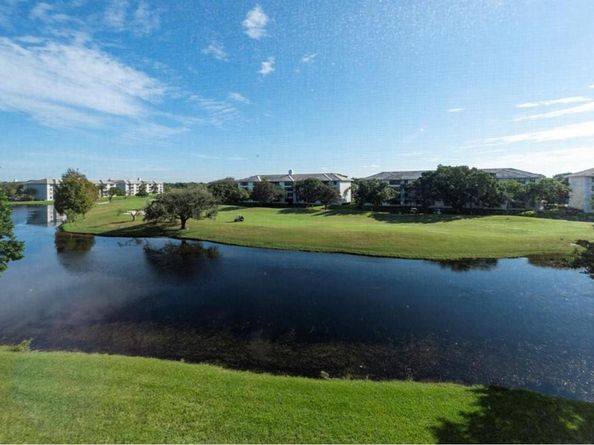 9230 Lagoon Pl 408, Davie FL 33324