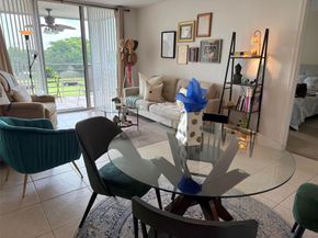 9230 Lagoon Pl 408, Davie FL 33324
