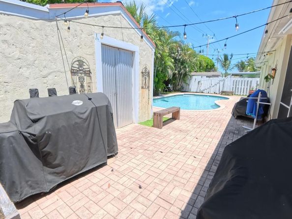 1123 SE 2nd Avenue Avenue, Deerfield Beach FL 33441