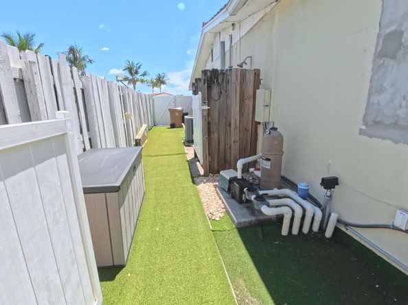 1123 SE 2nd Avenue Avenue, Deerfield Beach FL 33441