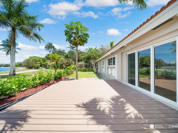 3011 N Palm Aire Drive, Pompano Beach FL 33069