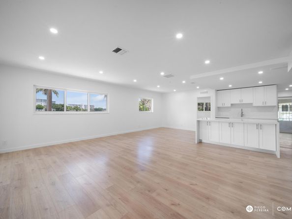 3011 N Palm Aire Drive, Pompano Beach FL 33069
