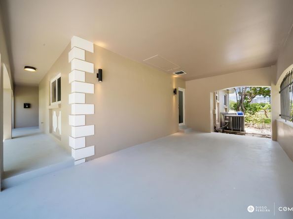 3011 N Palm Aire Drive, Pompano Beach FL 33069