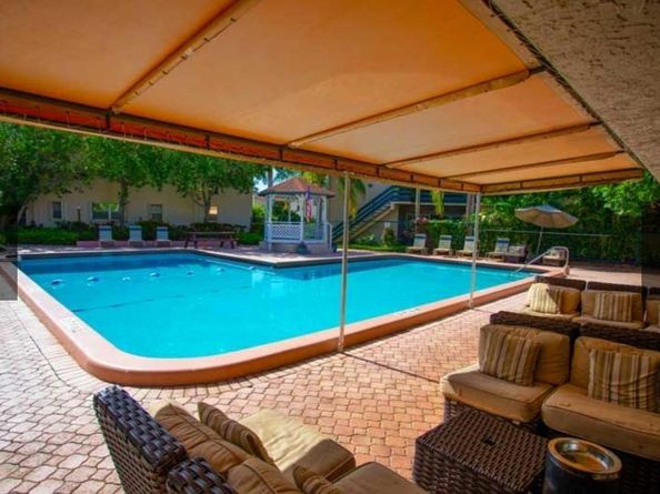 5310 NE 6th Ave C14, Oakland Park FL 33334