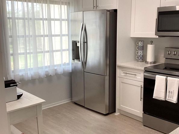 8315 Casa Del Lago F, Boca Raton FL 33433