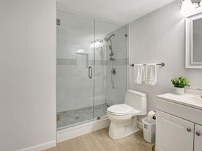 8315 Casa Del Lago F, Boca Raton FL 33433