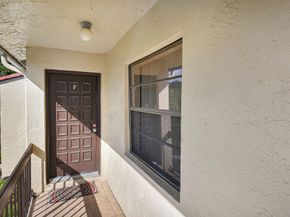 8315 Casa Del Lago F, Boca Raton FL 33433