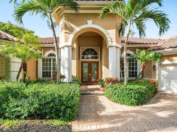 911 Forest Glen Lane, Wellington FL 33414