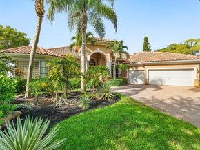 911 Forest Glen Lane, Wellington FL 33414