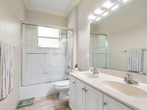 911 Forest Glen Lane, Wellington FL 33414