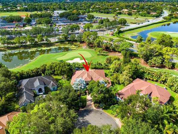911 Forest Glen Lane, Wellington FL 33414