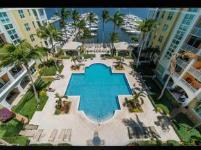 806 E Windward Way 405, Lantana FL 33462