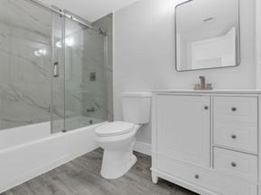 200 Jacaranda Country Club 3c, Plantation FL 33324