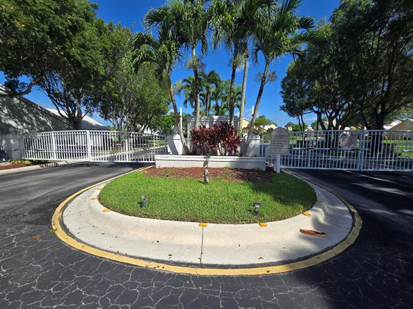8384 Horseshoe Bay Road, Boynton Beach FL 33472