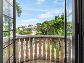 1010 Pine Point Road, Singer Island FL 33404