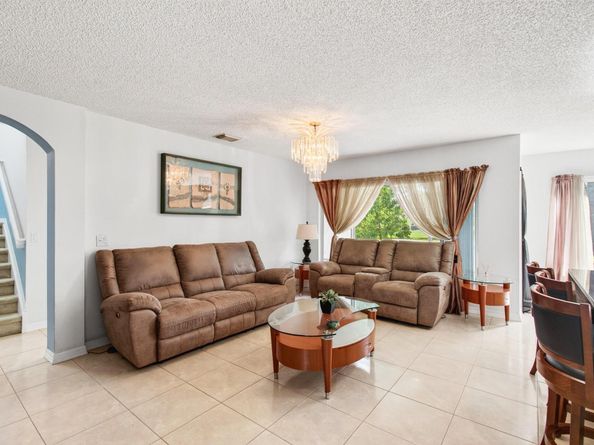 6240 NW 41st Terrace, Coconut Creek FL 33073