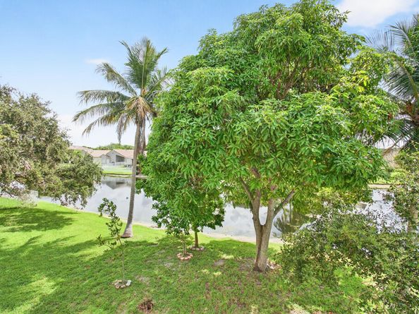 6240 NW 41st Terrace, Coconut Creek FL 33073