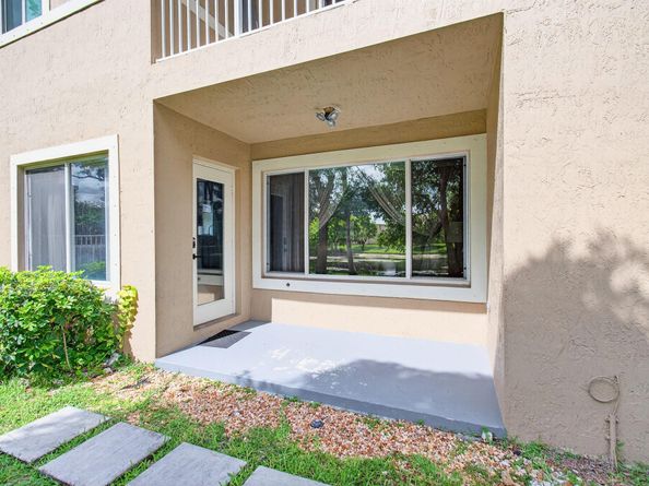 6240 NW 41st Terrace, Coconut Creek FL 33073