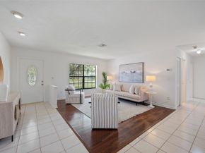 12520 SW 10th Ct, Davie FL 33325