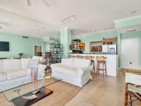 1551 N Flagler Drive Uph 10, West Palm Beach FL 33401
