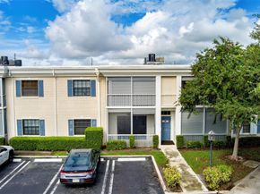 140 Cypress Club Dr 414, Pompano Beach FL 33060