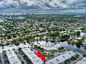 140 Cypress Club Dr 414, Pompano Beach FL 33060
