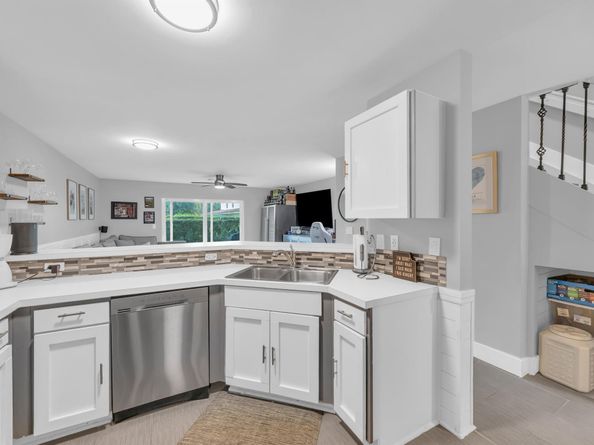 170 Timberwalk Trail, Jupiter FL 33458