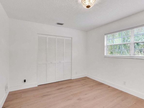 350 Eagleton Golf Drive, Palm Beach Gardens FL 33418