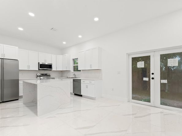 2407 NW 8th st, Fort Lauderdale FL 33311