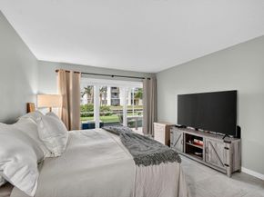 200 Waterway Drive S 108, Lantana FL 33462