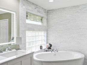 5724 NW 100TH Way, Coral Springs FL 33076
