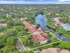 5724 NW 100TH Way, Coral Springs FL 33076