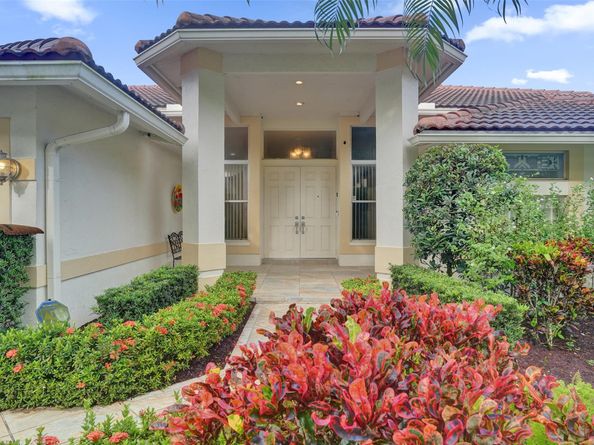5724 NW 100TH Way, Coral Springs FL 33076