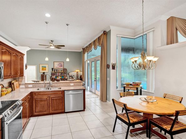 5724 NW 100TH Way, Coral Springs FL 33076