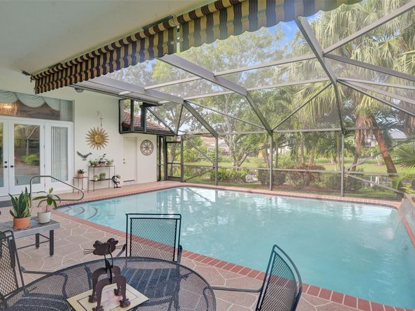 5724 NW 100TH Way, Coral Springs FL 33076