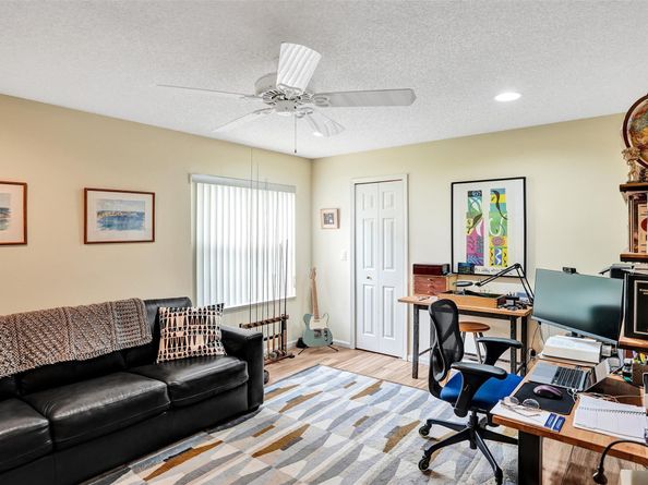 5724 NW 100TH Way, Coral Springs FL 33076