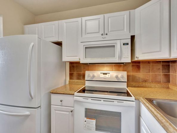 162 Coventry G, West Palm Beach FL 33417
