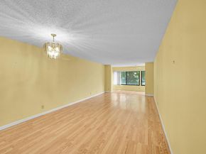 3154 Via Poinciana 306, Lake Worth FL 33467