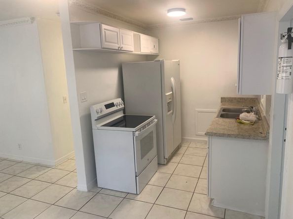 5701 Pinewood Ave, West Palm Beach FL 33407
