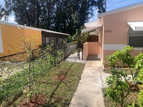 5701 Pinewood Ave, West Palm Beach FL 33407