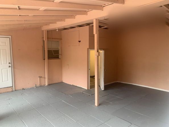 5701 Pinewood Ave, West Palm Beach FL 33407